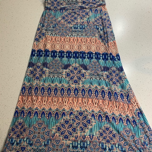 Hot Kiss Dresses & Skirts - Hot Kiss multicolored stripe boho maxi skirt